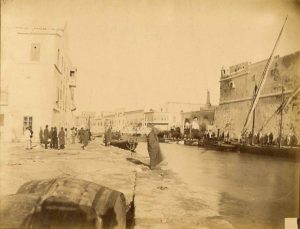 Vue du canal de La Goulette vers 1880